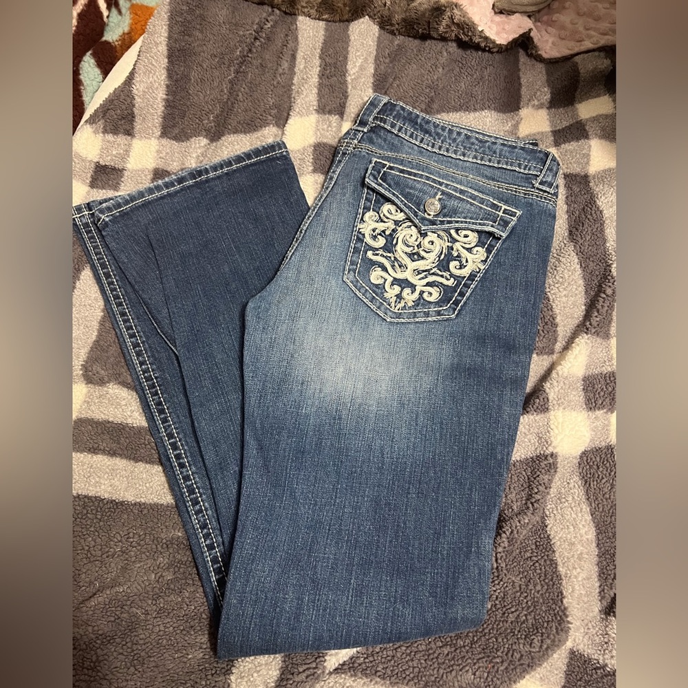 Boot cut jeans